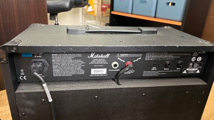 ตู้แอมป์กีตาร์ไฟฟ้า Marshall รุ่น MG50FX รูปที่ 3