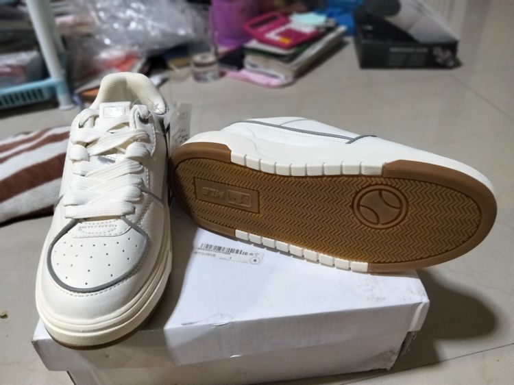 รองเท้าผ้าใบ MLB รุ่น Chunky Liner New York Yankees รูปที่ 6