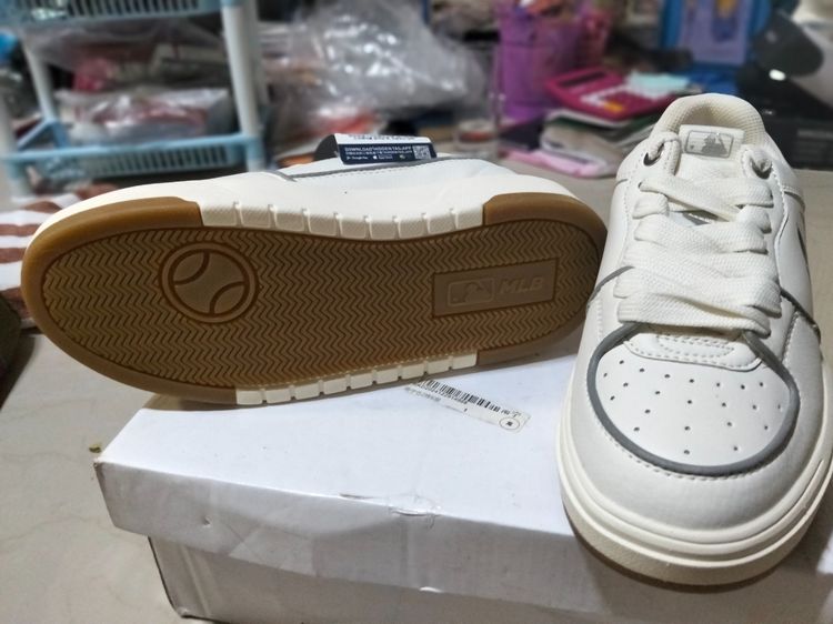 รองเท้าผ้าใบ MLB รุ่น Chunky Liner New York Yankees รูปที่ 5