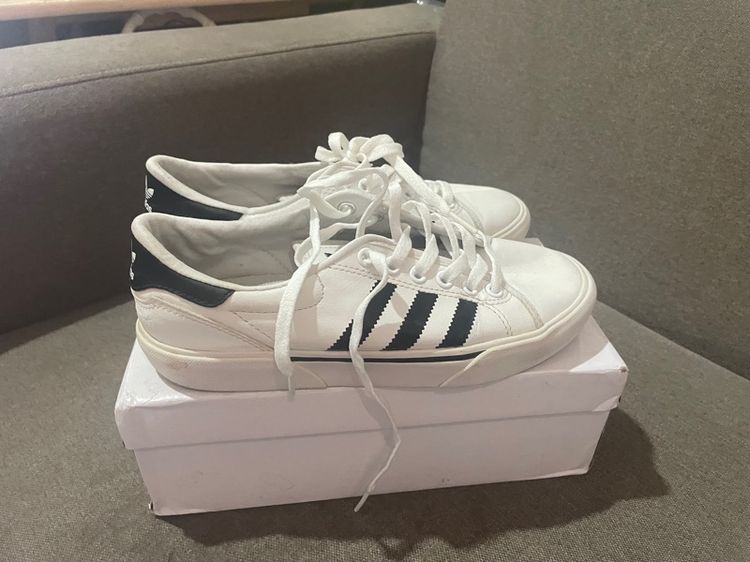 adidas รูปที่ 4