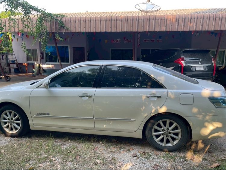 Toyota Camry 2012 2.4 Hybrid Sedan เบนซิน ไม่ติดแก๊ส เกียร์อัตโนมัติ ขาว รูปที่ 3