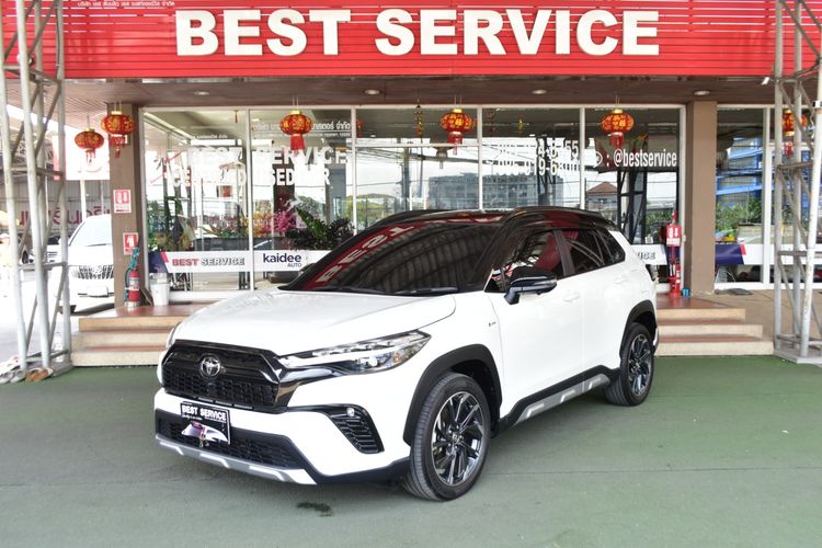 รถ Toyota Corolla Cross 1.8 Hybrid Premium Safety GR Sport สี ขาว