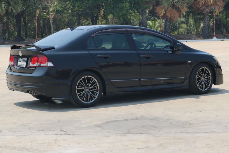 Honda Civic 2008 1.8 S i-VTEC Sedan เบนซิน ไม่ติดแก๊ส เกียร์อัตโนมัติ ดำ รูปที่ 3