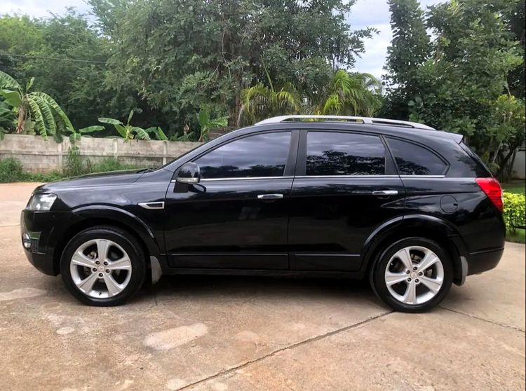 Chevrolet Captiva 2012 2.4 LTZ 4WD Utility-car เบนซิน ไม่ติดแก๊ส เกียร์อัตโนมัติ ดำ รูปที่ 2