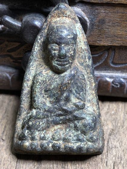 พระเครื่องเก่าๆของสะสมโบราณต่างๆ เป็นของหลุดของฝากของจำใว้นานเกินกว่า50ปี เเละเป็นของที่บ้านพ่อสะสมใว้เองค่ะ สนใจ โทรและLine 091-7968966  รูปที่ 2