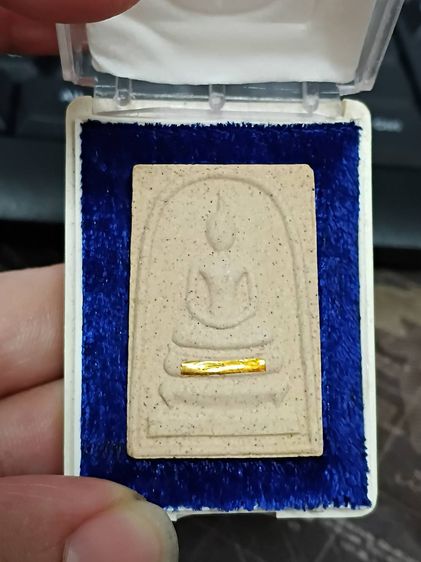  รายละเอียด สมเด็จ รุ่นคู่บารมี เสาร์5 ปี 37 หลวงพ่อจอย วัดโนนไทย นครราชสีมา  ฝังตะกรุดทองคำแท้ รูปที่ 2