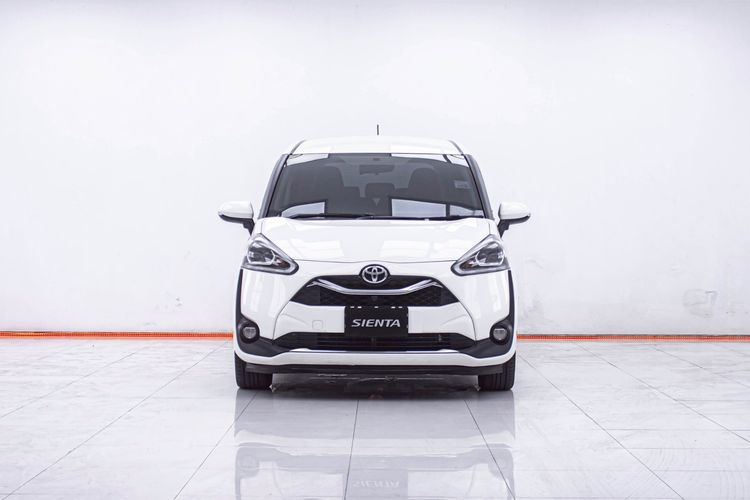 Toyota Sienta 2021 1.5 V Utility-car เบนซิน ไม่ติดแก๊ส เกียร์อัตโนมัติ ขาว รูปที่ 4
