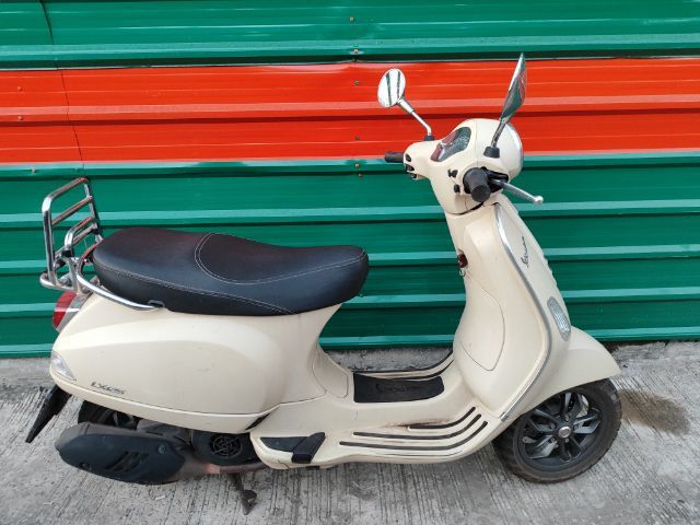 เวสป้า รถมือเดียว สด เทิร์น อุดร รูปที่ 2