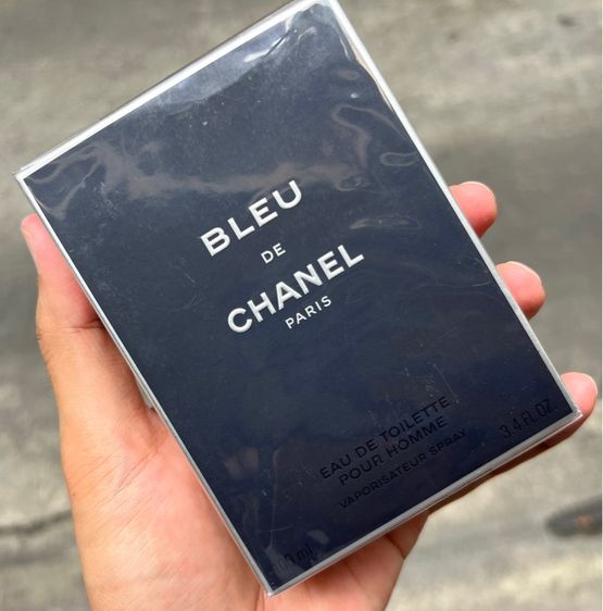 BLEU DE CHANEL สเปรย์น้ำหอม EAU DE TOILETTE SPRAY  ขนาด 100 ML   ของใหม่ รูปที่ 2
