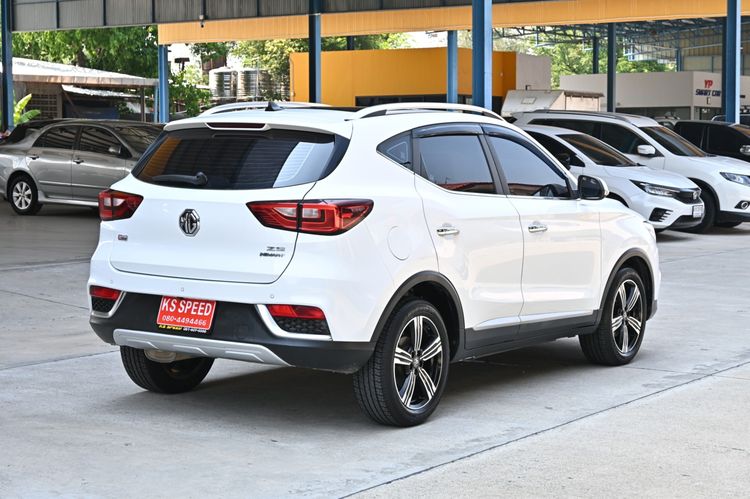 MG ZS 2018 1.5X+ Sunroof Utility-car เบนซิน ไม่ติดแก๊ส เกียร์อัตโนมัติ ขาว รูปที่ 4