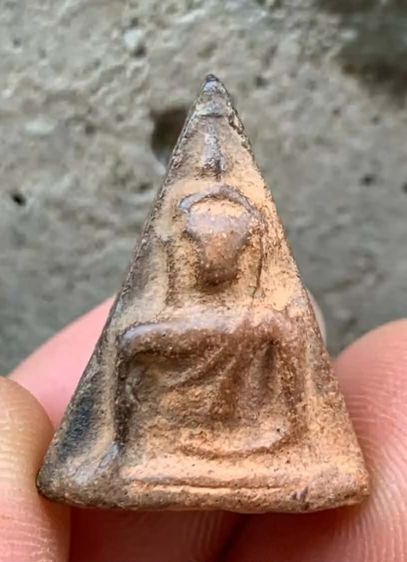 พระนางพญาพิมพ์สังฆาฎิ