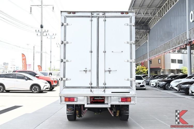 Toyota Hilux Revo 2025 2.4 Entry Pickup ดีเซล ไม่ติดแก๊ส เกียร์ธรรมดา ขาว รูปที่ 4