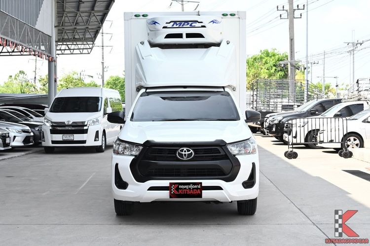 Toyota Hilux Revo 2025 2.4 Entry Pickup ดีเซล ไม่ติดแก๊ส เกียร์ธรรมดา ขาว รูปที่ 2