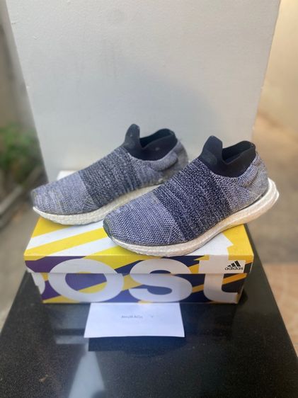 ADIDAS แท้  ตัวไร้เชือก  สีหายาก รูปที่ 2