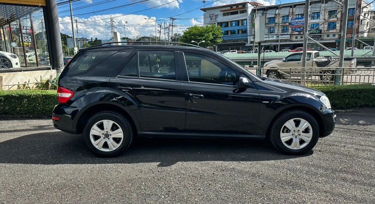 Mercedes-Benz ML-Class 2010 ML300 CDI Utility-car ดีเซล ไม่ติดแก๊ส เกียร์อัตโนมัติ ดำ รูปที่ 4