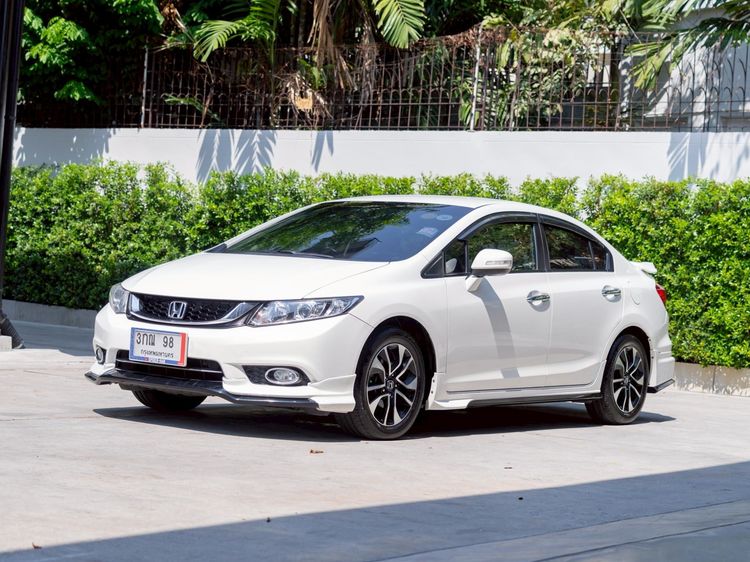 Honda Civic 2014 1.8 ES i-VTEC Sedan เบนซิน ไม่ติดแก๊ส เกียร์อัตโนมัติ ขาว รูปที่ 3