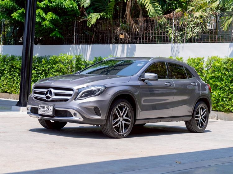 Mercedes-Benz GLA-Class 2017 GLA200 Utility-car เบนซิน ไม่ติดแก๊ส เกียร์อัตโนมัติ เทา รูปที่ 3