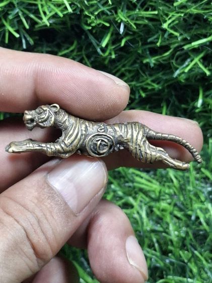 (ปิดแล้วครับ)เสือหล่อเก่าไม่ทราบที่ รูปที่ 2