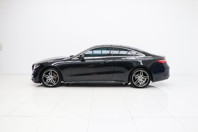 Mercedes-Benz E-Class 2019 E200 Sedan เบนซิน ไม่ติดแก๊ส เกียร์อัตโนมัติ ดำ รูปที่ 3
