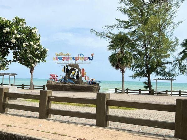 ขายที่ดิน ตรงข้าม Sunflower Residence , มีเพื่อนบ้าน ใกล้ ร้านอาหารริมทะเล เซเว่นหน้าปากซอย เหมาะทำบ้านพักตากอากาศ หรือ ลงทุน ซื้อเก็บ ฯ รูปที่ 2