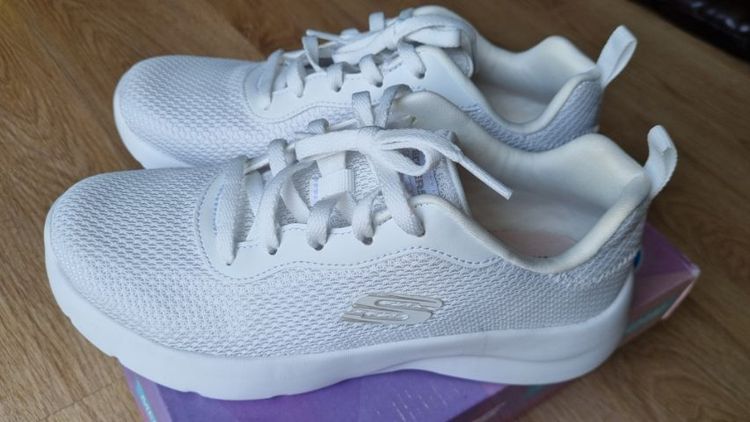 รองเท้าผ้าใบSkechers ลำลองผู้หญิงสีขาว เบอร์7(US) รูปที่ 8