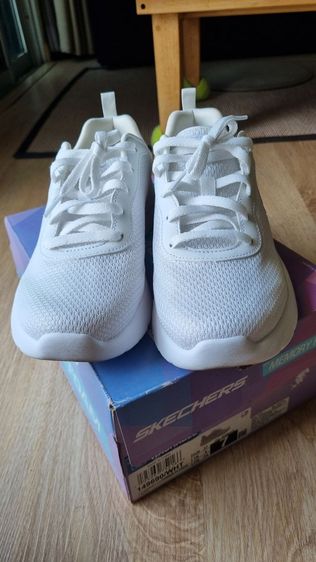 รองเท้าผ้าใบSkechers ลำลองผู้หญิงสีขาว เบอร์7(US) รูปที่ 2