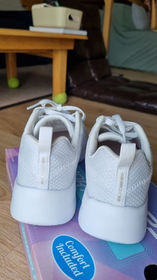 รองเท้าผ้าใบSkechers ลำลองผู้หญิงสีขาว เบอร์7(US) รูปที่ 5