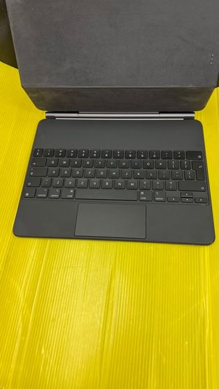 Magic Keyboard iPad Pro-12จุด9และ13นิ้ว English keyboard only. รูปที่ 3