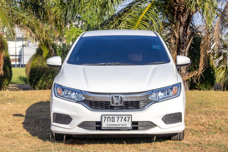 Honda City 2018 1.5 V Sedan เบนซิน ไม่ติดแก๊ส เกียร์อัตโนมัติ ขาว รูปที่ 2