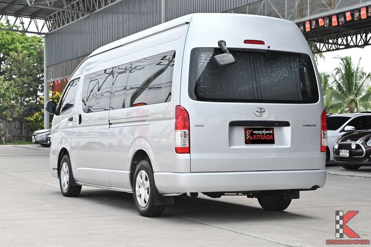 Toyota Commuter 2014 3.0 Van ดีเซล ไม่ติดแก๊ส เกียร์ธรรมดา บรอนซ์เงิน รูปที่ 3