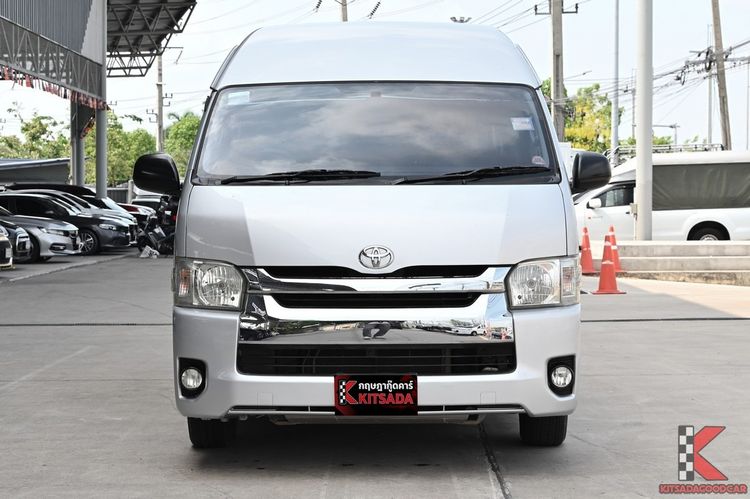 Toyota Commuter 2014 3.0 Van ดีเซล ไม่ติดแก๊ส เกียร์ธรรมดา บรอนซ์เงิน รูปที่ 2