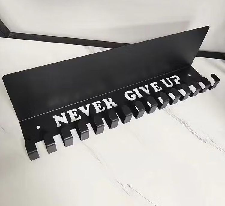 อื่นๆ ชั้นติดผนังเเขวนเหรียญ