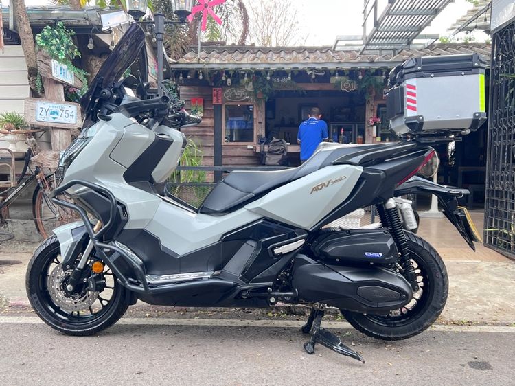 ADV 350