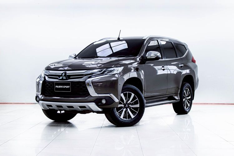Mitsubishi Pajero Sport 2016 2.4 GT Premium 4WD Utility-car ดีเซล ไม่ติดแก๊ส เกียร์อัตโนมัติ น้ำตาล