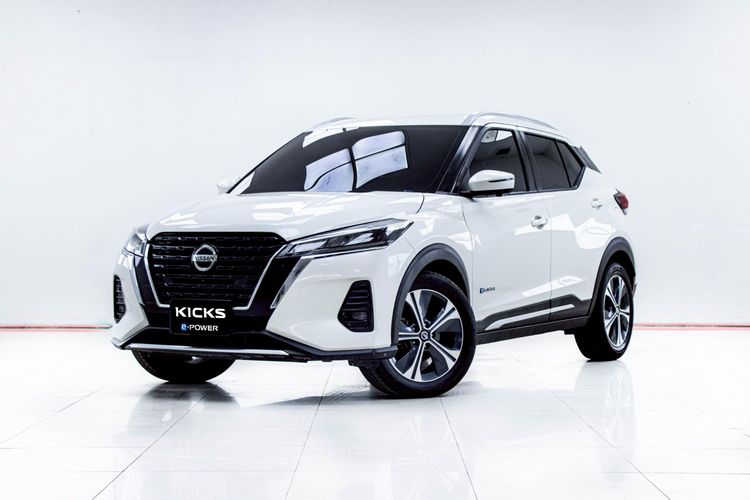 รถ Nissan Kicks 1.2 V สี ขาว