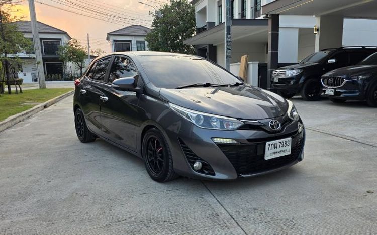Toyota Yaris 2018 1.2 G Sedan เบนซิน ไม่ติดแก๊ส เกียร์อัตโนมัติ เทา รูปที่ 2