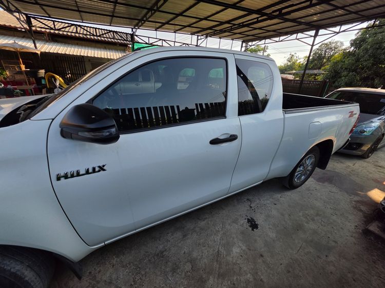 Toyota Hilux Revo 2021 2.4 Z Edition Entry Pickup ดีเซล เกียร์อัตโนมัติ ขาว รูปที่ 4