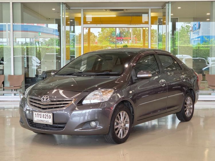 รถ Toyota Vios 1.5 E สี เทา
