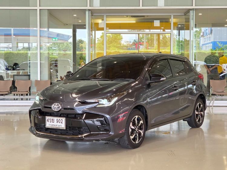 รถ Toyota Yaris 1.2 Smart สี เทา