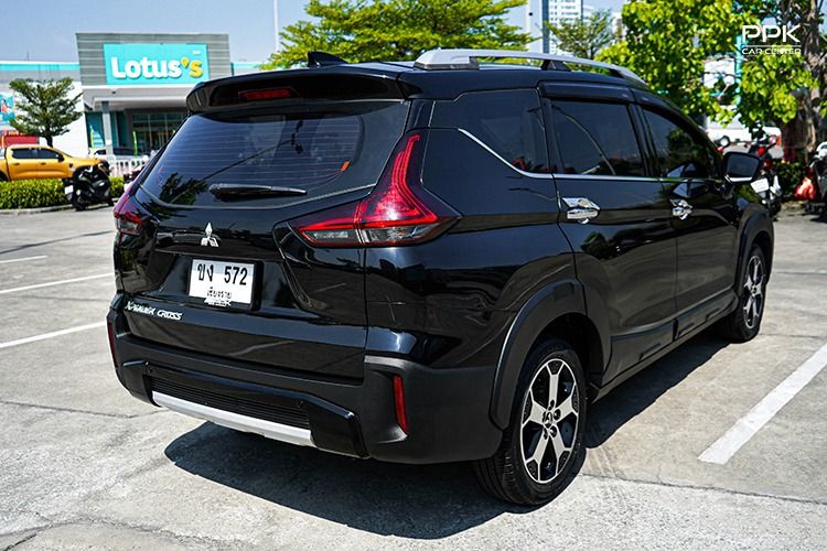 Mitsubishi Xpander 2022 1.5 Cross Utility-car เบนซิน ไม่ติดแก๊ส เกียร์อัตโนมัติ ดำ รูปที่ 4