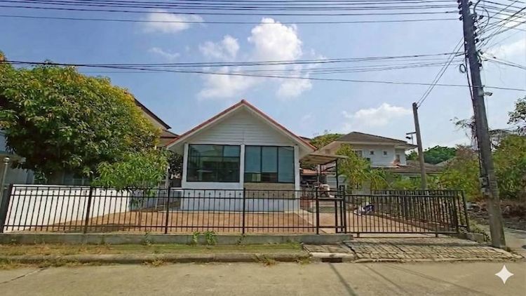 Navara Rangsit klong 2 นาวาร่า รังสิต คลอง 2 บ้านเดี่ยว 1 ชั้น 70.7 ตร.ว ใกล้ห้างฟิวเจอร์ปาร์ค ใกล้สนามบิน ใกล้ตลาดไท ราคาไม่ถึง 2 ล้าน