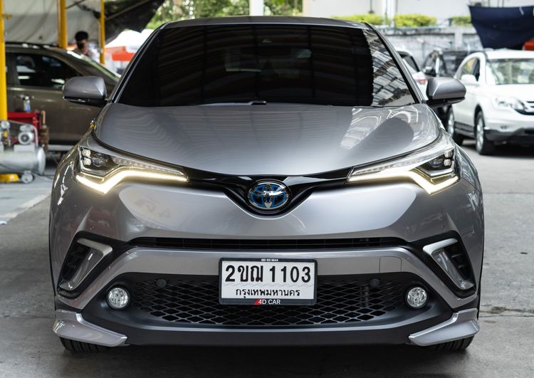 รถ Toyota C-HR 1.8 HV Hi สี เทา