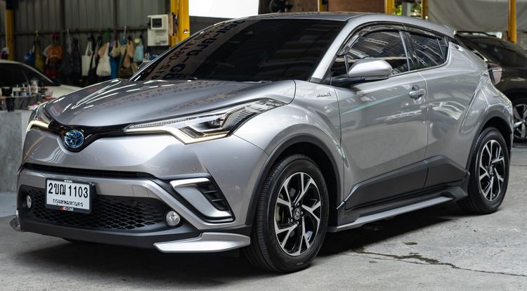 Toyota C-HR 2021 1.8 HV Hi Utility-car ไฮบริด ไม่ติดแก๊ส เกียร์อัตโนมัติ เทา รูปที่ 2