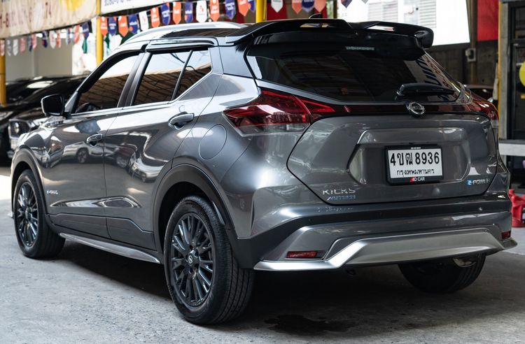 Nissan Kicks 2023 1.2 Autech Sedan ไฮบริด ไม่ติดแก๊ส เกียร์อัตโนมัติ เทา รูปที่ 3