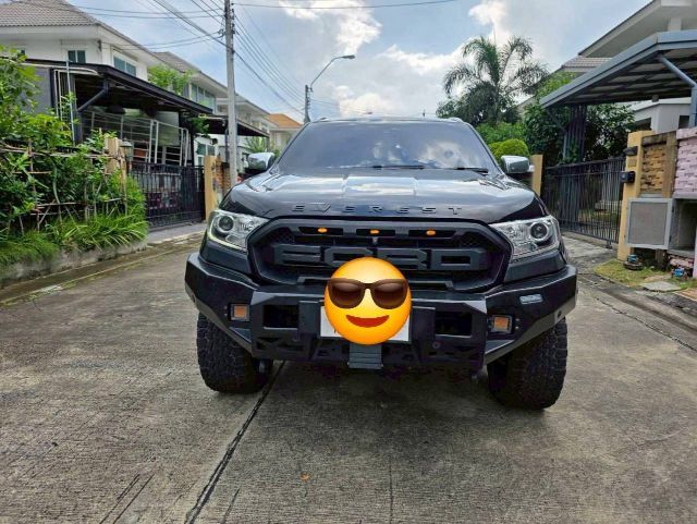Ford Everest 2018 2.0 Bi-Turbo Wildtrak 4WD Van ดีเซล ไม่ติดแก๊ส เกียร์อัตโนมัติ ดำ รูปที่ 3