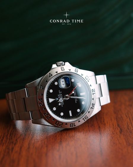 Rolex Explorer II 40mm. 16570 Black Dial Oyster Steel 2011 Fullset 