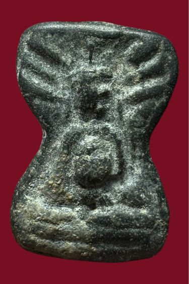 พระมเหศวรเนื้อชินเขียว กรุวังบัว เพชรบุรี รูปที่ 2