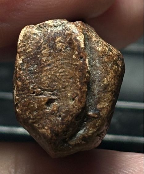 พระคงลำพูน รูปที่ 3