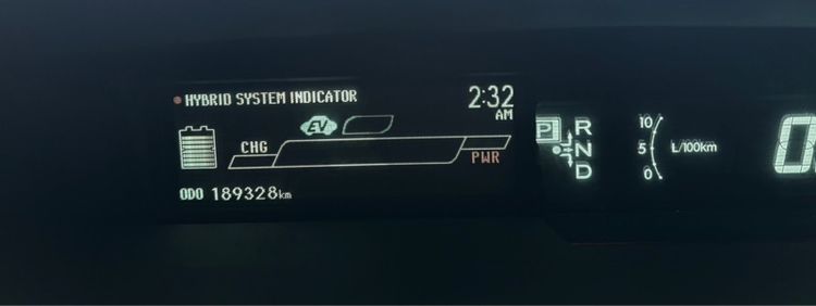 Toyota Prius 2012 1.8 Hybrid Top Option Grade Sedan ไฮบริด ไม่ติดแก๊ส เกียร์อัตโนมัติ ดำ รูปที่ 3