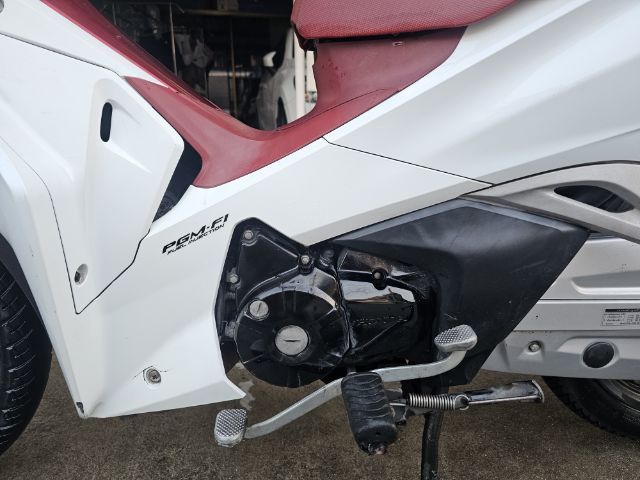 Honda Wave125i ปี2018สตาร์ทมือล้อแม็คกุญแจ2ดอกสภาพพร้อมใชเจ้าของขายเอง รูปที่ 2